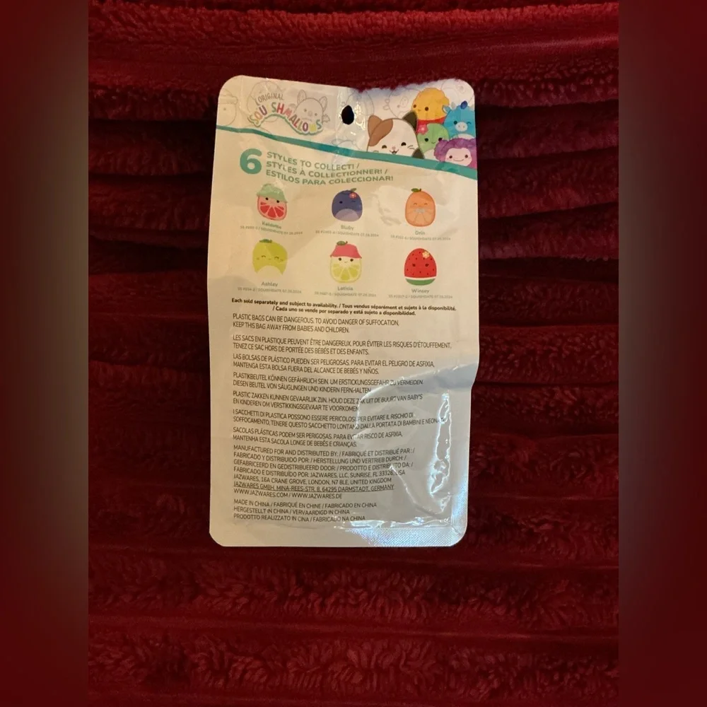 One Squishmallow Scented Mystery Squad Blind Bag - White